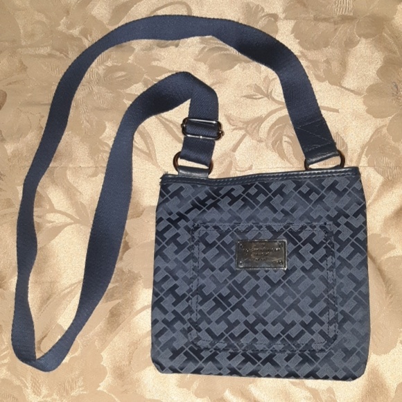 Tommy Hilfiger Bags Tommy Hilfiger Crossbody Bag Poshmark